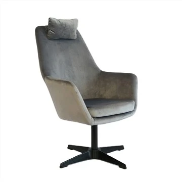 Handige stoffen fauteuil met 4-sterpoten